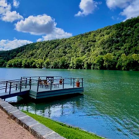 Lake Austin Spa Resort Exterior photo
