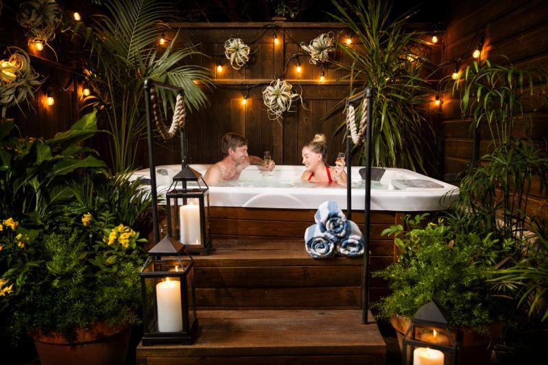 Lake Austin Spa Resort Room photo