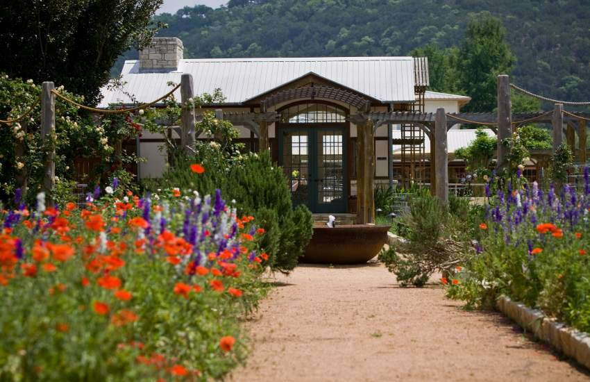 Lake Austin Spa Resort Exterior photo